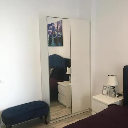 Lotus Blue Apartment *